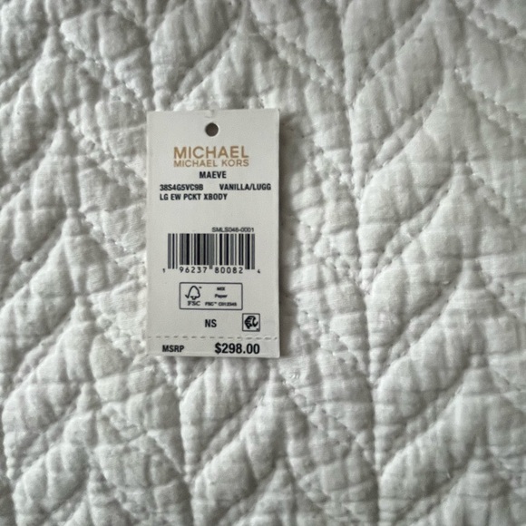 Michael Kors Maeve Cream Crossbody Bag and wallet - Picture 3 of 6